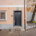 Apartman Bridge