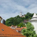 Apartman Bridge