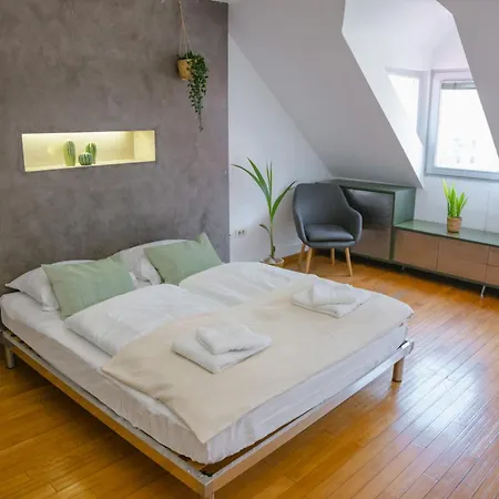 Apartman Bridge