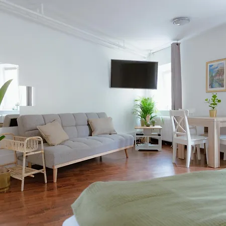 Bridge Apartment